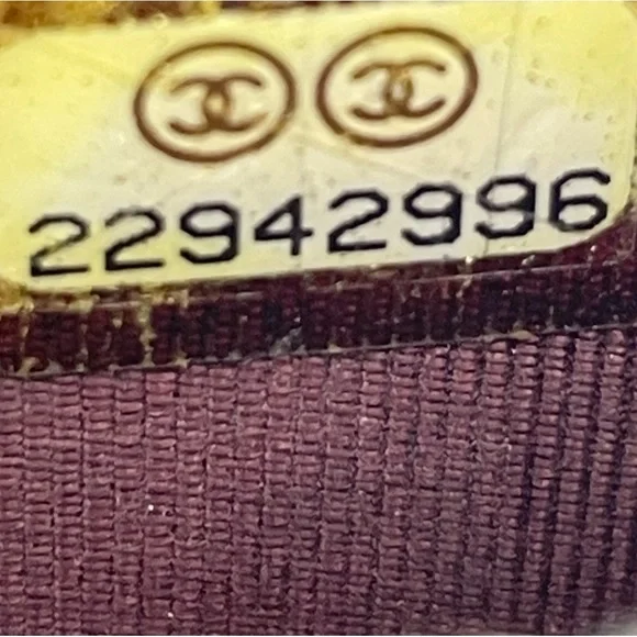 Chanel Short Wallet/Card Holder - Picture 11 of 13